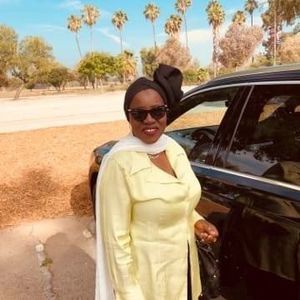 Meet your Posher, Ayo